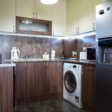 Danny House Apartment เวลีคอเทอร์โนโว ภายนอก รูปภาพ