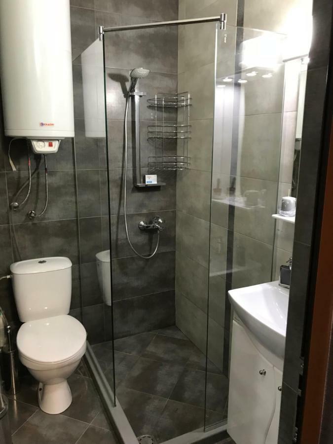 Danny House Apartment เวลีคอเทอร์โนโว ภายนอก รูปภาพ