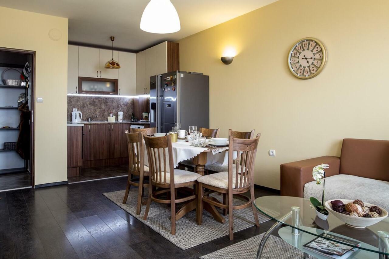Danny House Apartment เวลีคอเทอร์โนโว ภายนอก รูปภาพ
